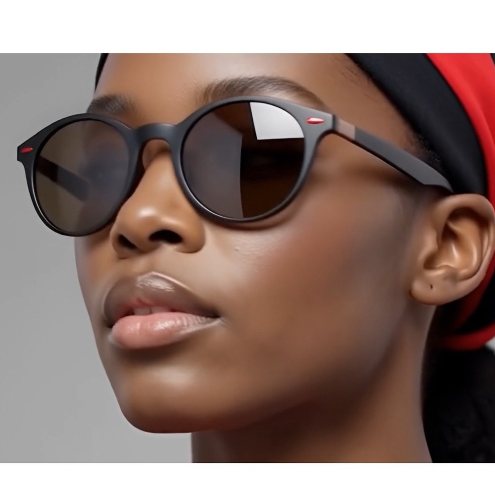 Stylish Round Polarized Sunglasses for Women Black Frame Brown Lenses Lentes New